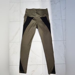 BNWOT Puma Leggings